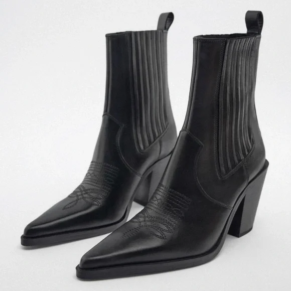 NEW Zara Short Shaft Black Leather Cowboy Ankle Boots Booties with Block  Heel